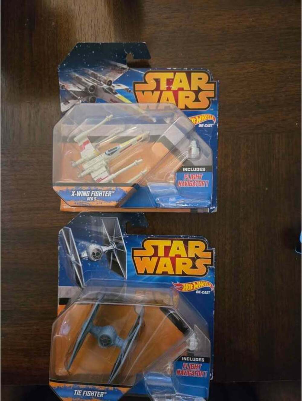 Hot Wheels Star Wars Die-Cast X-Wing & TIE Fighter New